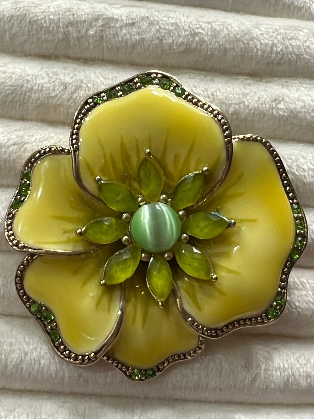 Vintage Liz Claiborne Yellow Enamel Flower Brooch Green Rhinestones Pin - Picture 7 of 7